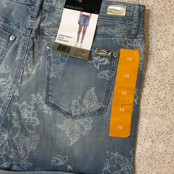 Seven7 Jean Shorts - Picture 5 of 5